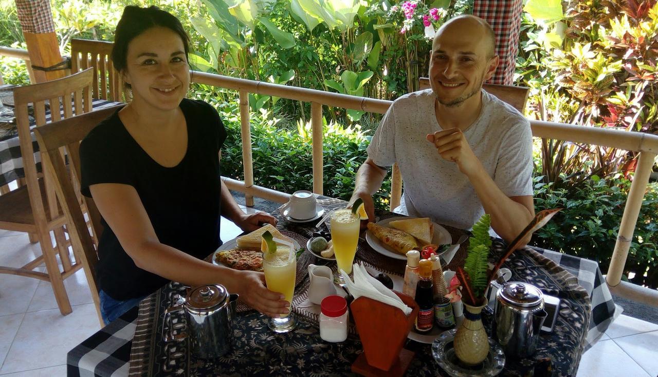 Embang Homestay Сидемен Екстериор снимка